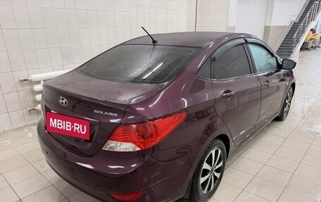 Hyundai Solaris II рестайлинг, 2013 год, 890 000 рублей, 4 фотография