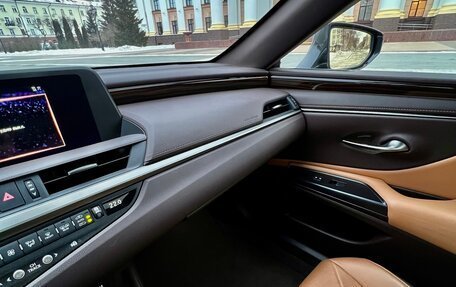 Lexus ES VII, 2019 год, 4 300 000 рублей, 12 фотография