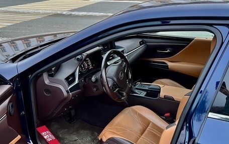 Lexus ES VII, 2019 год, 4 300 000 рублей, 10 фотография