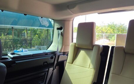 Land Rover Discovery IV, 2011 год, 1 800 000 рублей, 13 фотография