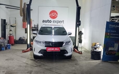 Toyota Harrier, 2019 год, 3 500 000 рублей, 26 фотография