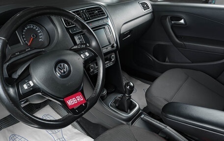 Volkswagen Polo VI (EU Market), 2017 год, 1 369 000 рублей, 8 фотография