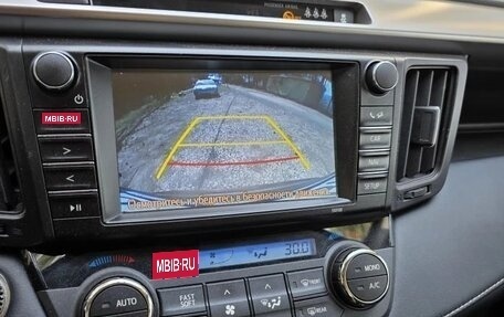 Toyota RAV4, 2017 год, 1 890 000 рублей, 5 фотография