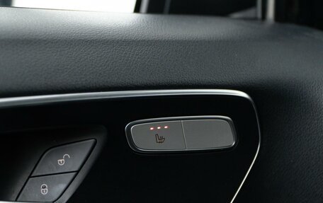 Mercedes-Benz Vito, 2019 год, 3 990 000 рублей, 19 фотография