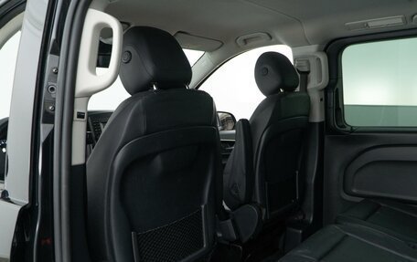 Mercedes-Benz Vito, 2019 год, 3 990 000 рублей, 13 фотография