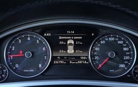 Volkswagen Touareg III, 2013 год, 1 988 000 рублей, 11 фотография