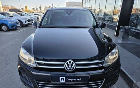 Volkswagen Touareg III, 2013 год, 1 988 000 рублей, 4 фотография