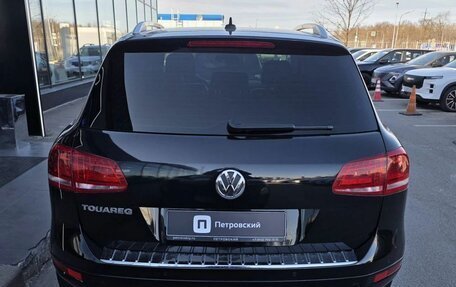 Volkswagen Touareg III, 2013 год, 1 988 000 рублей, 7 фотография