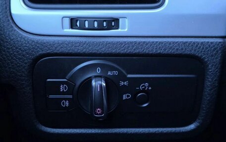 Volkswagen Touareg III, 2013 год, 1 988 000 рублей, 18 фотография