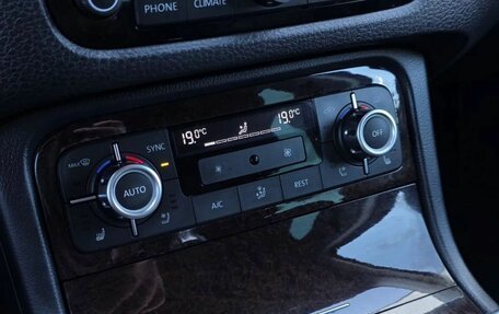 Volkswagen Touareg III, 2013 год, 1 988 000 рублей, 20 фотография