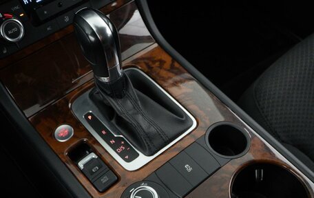 Volkswagen Touareg III, 2012 год, 1 949 046 рублей, 16 фотография