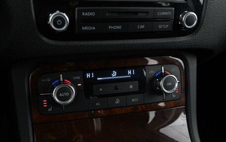 Volkswagen Touareg III, 2012 год, 1 949 046 рублей, 18 фотография