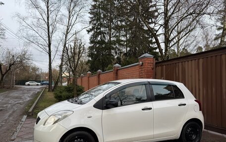 Toyota Yaris III рестайлинг, 2008 год, 430 000 рублей, 6 фотография