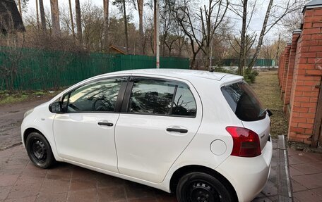 Toyota Yaris III рестайлинг, 2008 год, 430 000 рублей, 7 фотография