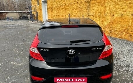 Hyundai Solaris II рестайлинг, 2011 год, 680 000 рублей, 7 фотография