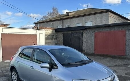 Toyota Auris II, 2008 год, 650 000 рублей, 1 фотография