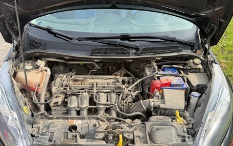 Ford Fiesta, 2015 год, 800 000 рублей, 5 фотография