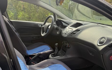 Ford Fiesta, 2015 год, 800 000 рублей, 8 фотография