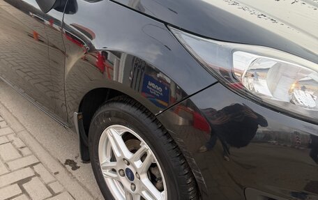 Ford Fiesta, 2015 год, 800 000 рублей, 15 фотография