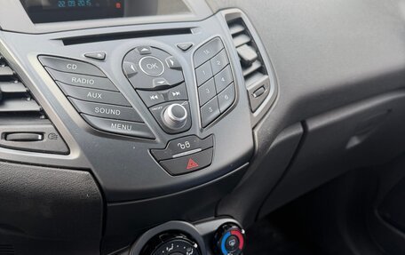 Ford Fiesta, 2015 год, 800 000 рублей, 13 фотография