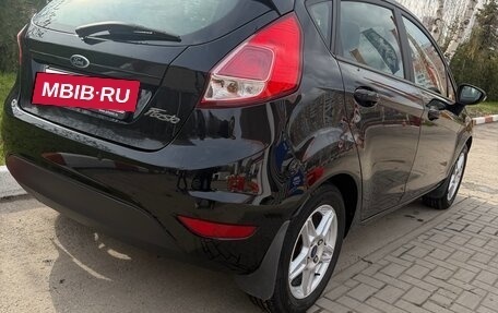 Ford Fiesta, 2015 год, 800 000 рублей, 6 фотография