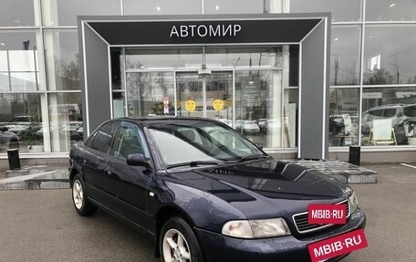 Audi A4, 1997 год, 300 000 рублей, 3 фотография