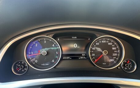 Volkswagen Touareg III, 2013 год, 2 995 000 рублей, 8 фотография