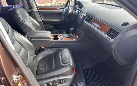 Volkswagen Touareg III, 2013 год, 2 995 000 рублей, 11 фотография