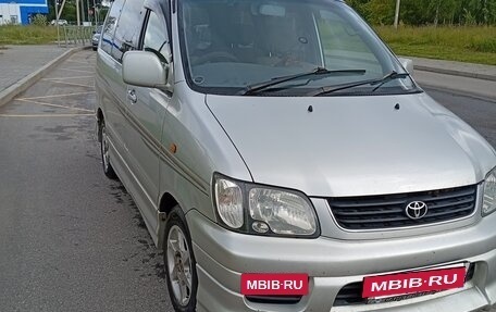 Toyota Lite Ace IV, 2001 год, 700 000 рублей, 2 фотография