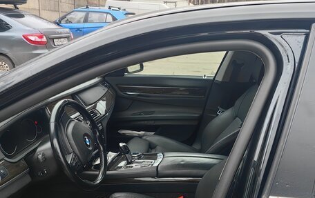 BMW 7 серия, 2015 год, 3 100 000 рублей, 4 фотография