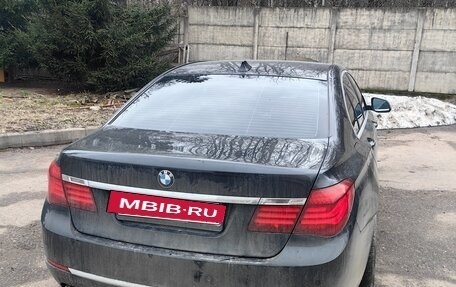 BMW 7 серия, 2015 год, 3 100 000 рублей, 2 фотография