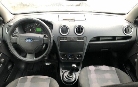 Ford Fusion I, 2006 год, 335 000 рублей, 10 фотография