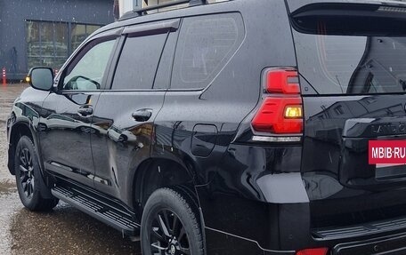 Toyota Land Cruiser Prado 150 рестайлинг 2, 2018 год, 4 090 000 рублей, 6 фотография