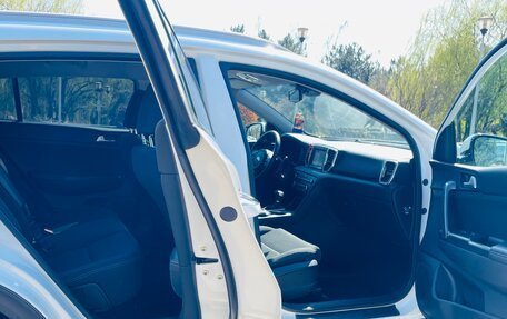 KIA Sportage IV рестайлинг, 2017 год, 1 799 999 рублей, 17 фотография