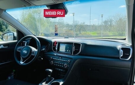 KIA Sportage IV рестайлинг, 2017 год, 1 799 999 рублей, 14 фотография