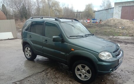 Chevrolet Niva I рестайлинг, 2010 год, 550 000 рублей, 6 фотография