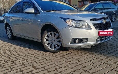 Chevrolet Cruze II, 2012 год, 749 000 рублей, 3 фотография
