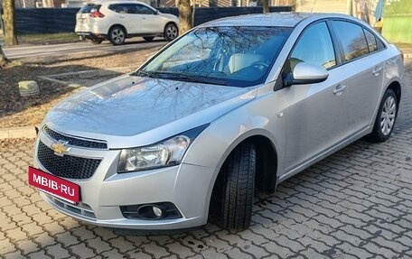 Chevrolet Cruze II, 2012 год, 749 000 рублей, 2 фотография