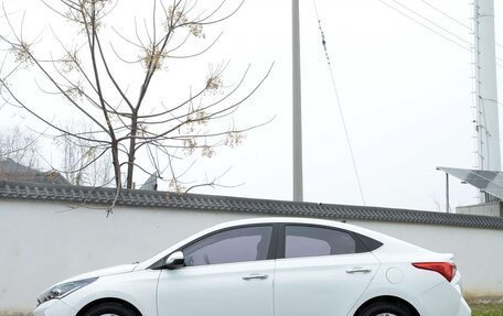 Hyundai Verna, 2021 год, 1 200 000 рублей, 6 фотография
