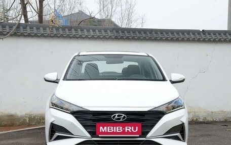 Hyundai Verna, 2021 год, 1 200 000 рублей, 2 фотография