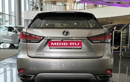 Lexus RX IV рестайлинг, 2021 год, 5 800 000 рублей, 5 фотография