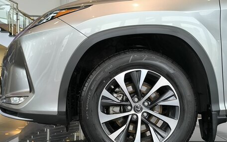 Lexus RX IV рестайлинг, 2021 год, 5 800 000 рублей, 25 фотография