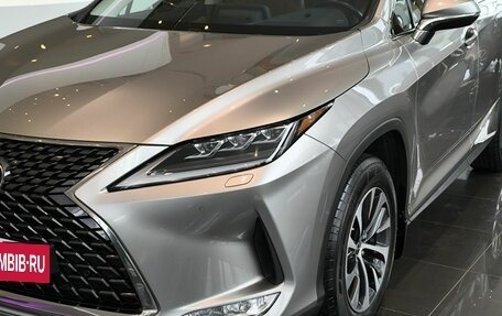 Lexus RX IV рестайлинг, 2021 год, 5 800 000 рублей, 23 фотография