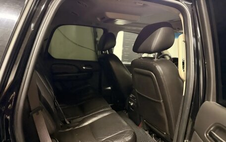 Cadillac Escalade III, 2010 год, 1 900 000 рублей, 6 фотография