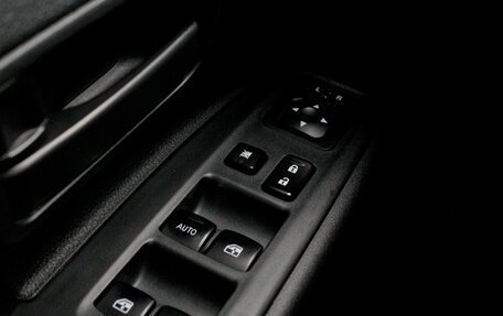 Mitsubishi Outlander III рестайлинг 3, 2018 год, 1 990 000 рублей, 20 фотография