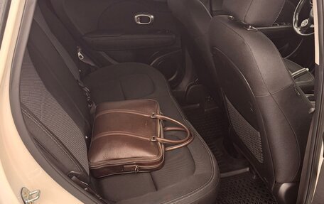 KIA Soul II рестайлинг, 2017 год, 1 490 000 рублей, 12 фотография