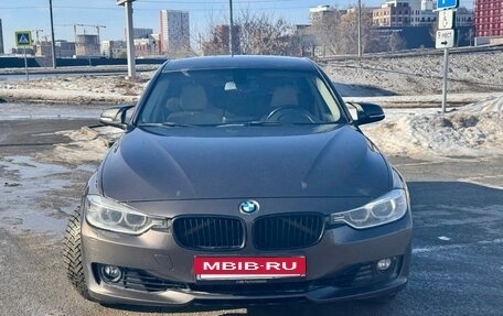 BMW 3 серия, 2014 год, 1 800 000 рублей, 2 фотография