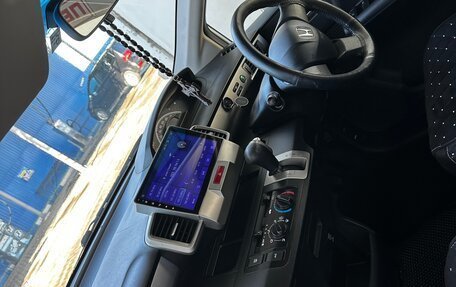 Honda Freed I, 2011 год, 950 000 рублей, 8 фотография