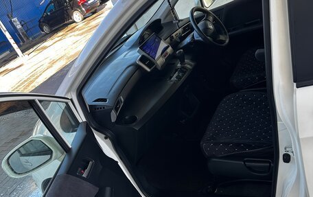 Honda Freed I, 2011 год, 950 000 рублей, 11 фотография