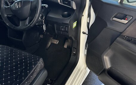 Honda Freed I, 2011 год, 950 000 рублей, 13 фотография